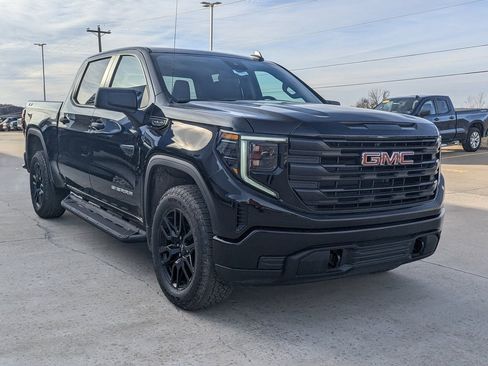 New 2026 GMC Sierra 1500 Pro w/ Graphite Edition image 5