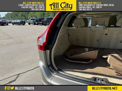 Used 2015 Volvo XC60 T5 Premier w/ Proximity Package FWD image 39