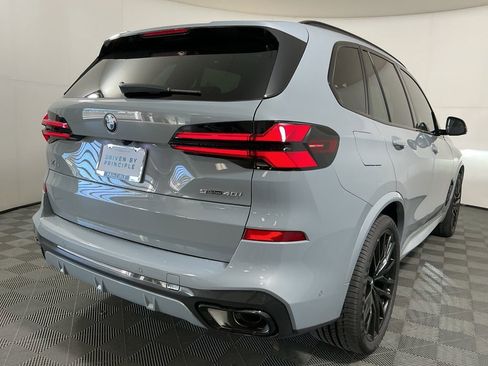 New 2026 BMW X5 sDrive40i w/ M Sport Package image 4