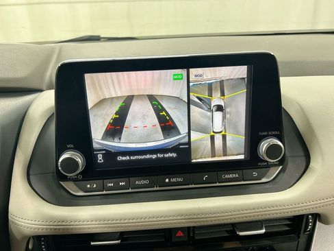 Used 2021 Nissan Rogue SV AWD/4WD image 15