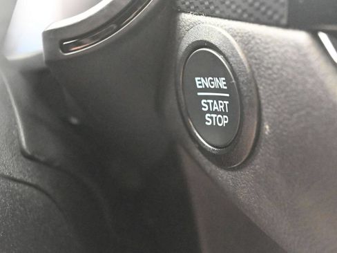 Used 2025 Ford Escape ST-Line AWD/4WD image 23