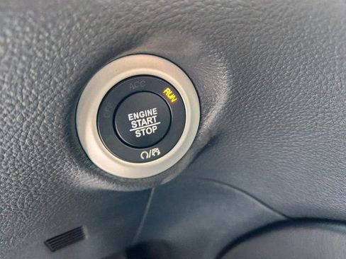 New 2026 Chrysler Pacifica Limited image 20