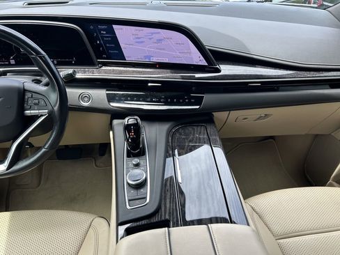 Certified 2021 Cadillac Escalade Premium Luxury image 14