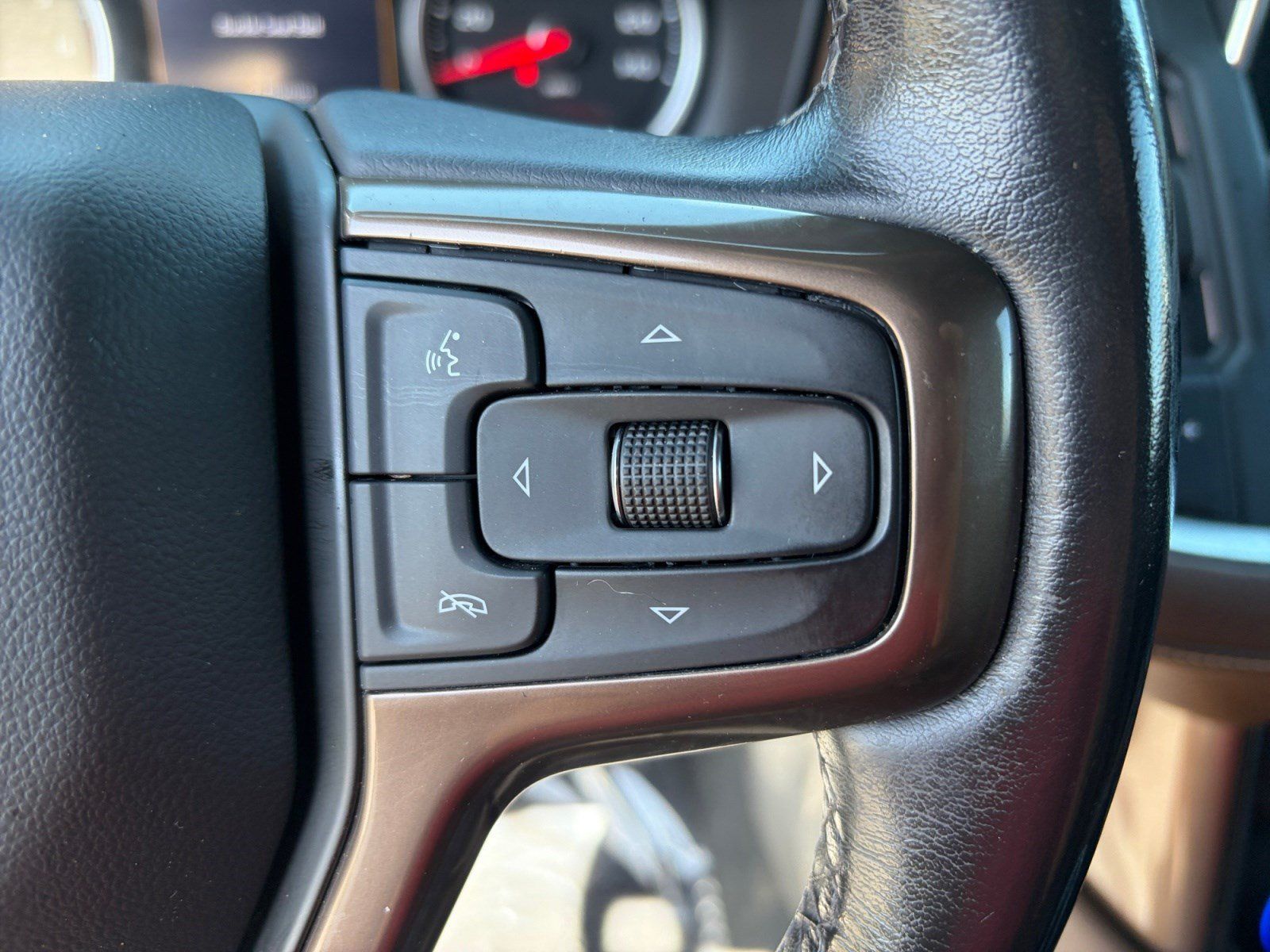 Used 2021 Chevrolet Tahoe High Country AWD/4WD image 15