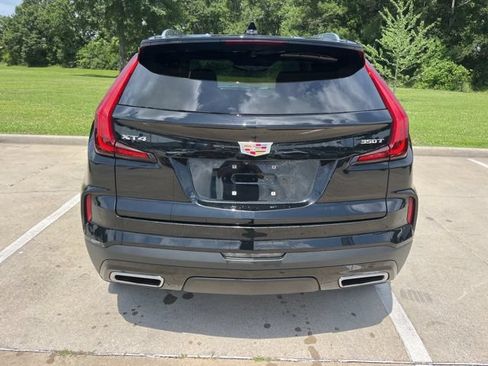Certified 2025 Cadillac XT4 Premium Luxury FWD image 4