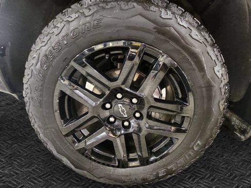 Certified 2025 Chevrolet Silverado 1500 LT Trail Boss w/ Convenience Package II AWD/4WD image 11