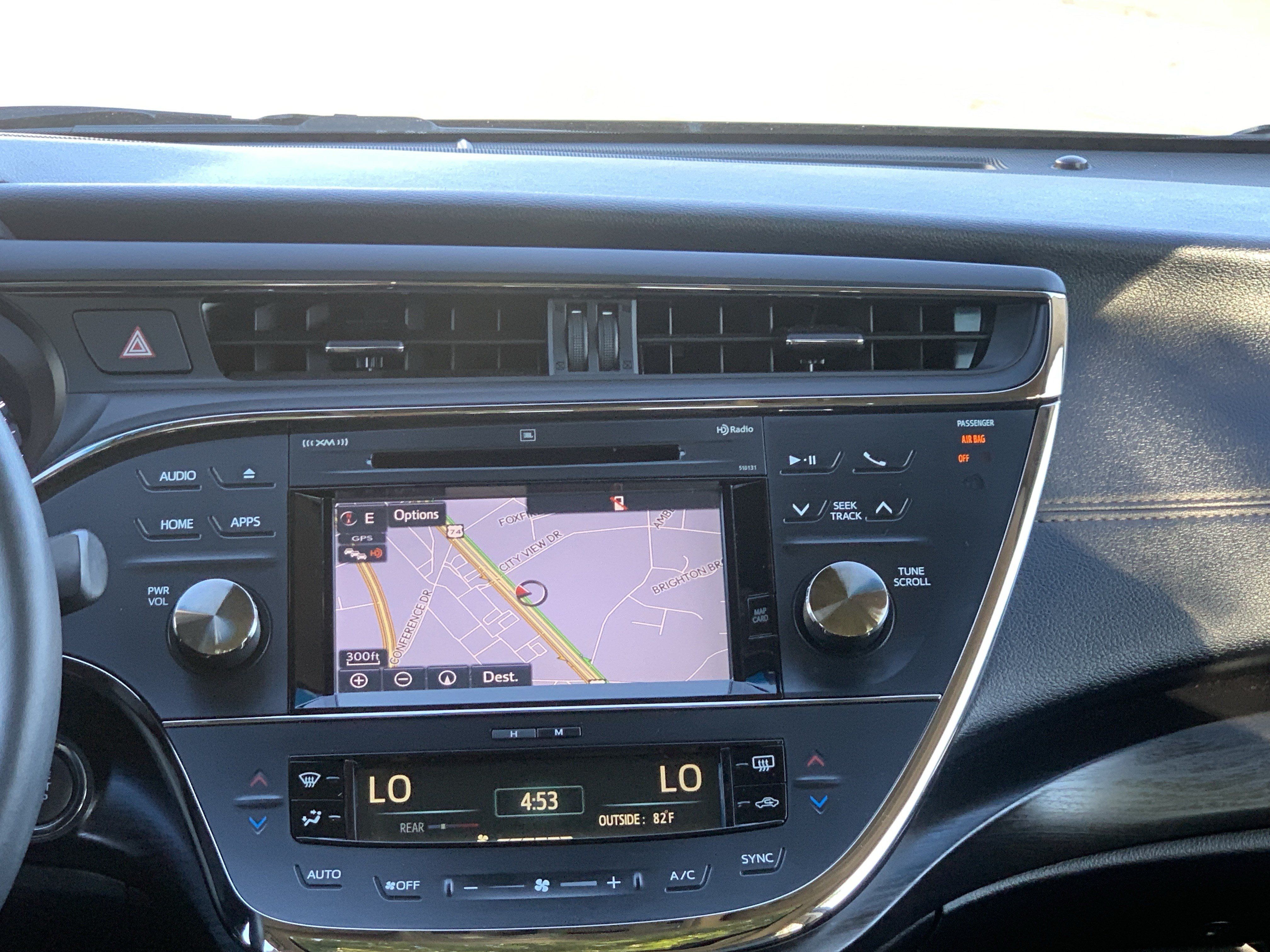 Used 2016 Toyota Avalon Limited w/ Toyota Safety Sense Package FWD image 29