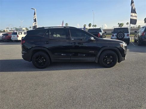 Used 2022 GMC Terrain AT4 w/ Tech Package image 4