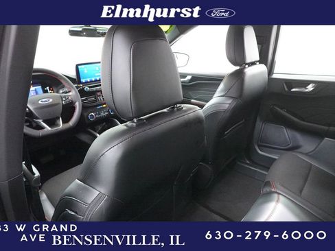 Used 2025 Ford Escape ST-Line w/ Equipment Group 301A image 24