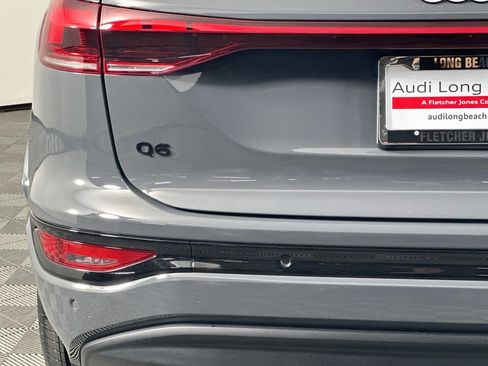 Used 2025 Audi Q6 e-tron Premium Plus w/ Premium Plus AWD/4WD image 17