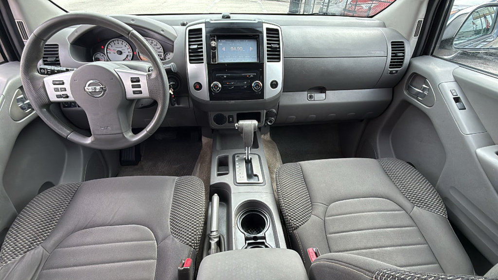 Used 2016 Nissan Frontier Desert Runner RWD image 27