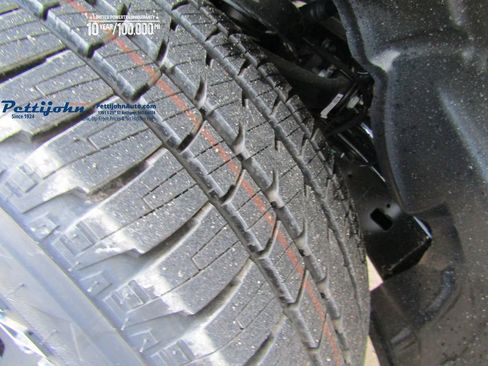 New 2026 RAM 1500 Big Horn w/ Night Edition image 28