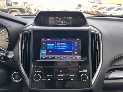 Used 2022 Subaru Forester Premium image 19