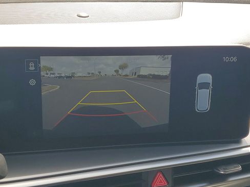 Used 2025 Kia Sorento S w/ Panoramic Sunroof Package FWD image 23