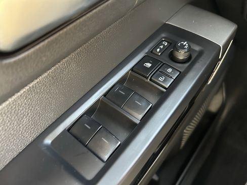 Used 2024 Toyota Sequoia Limited image 20