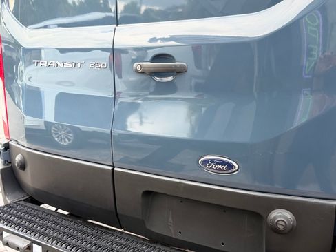 Used 2020 Ford Transit 250 148 High Roof Extended RWD image 10
