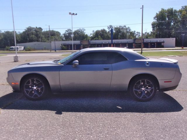 Used 2018 Dodge Challenger SXT Plus RWD image 4
