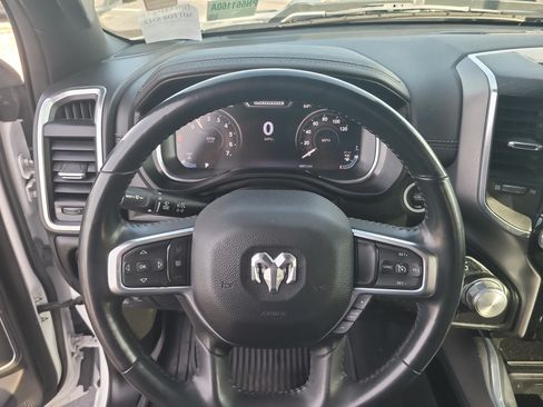 Used 2023 RAM 1500 Laramie AWD/4WD image 26