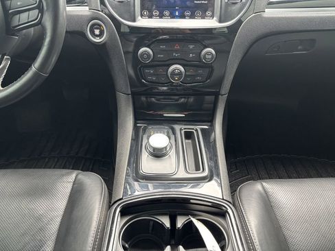 Used 2021 Chrysler 300 S w/ S Model Appearance Package RWD image 19