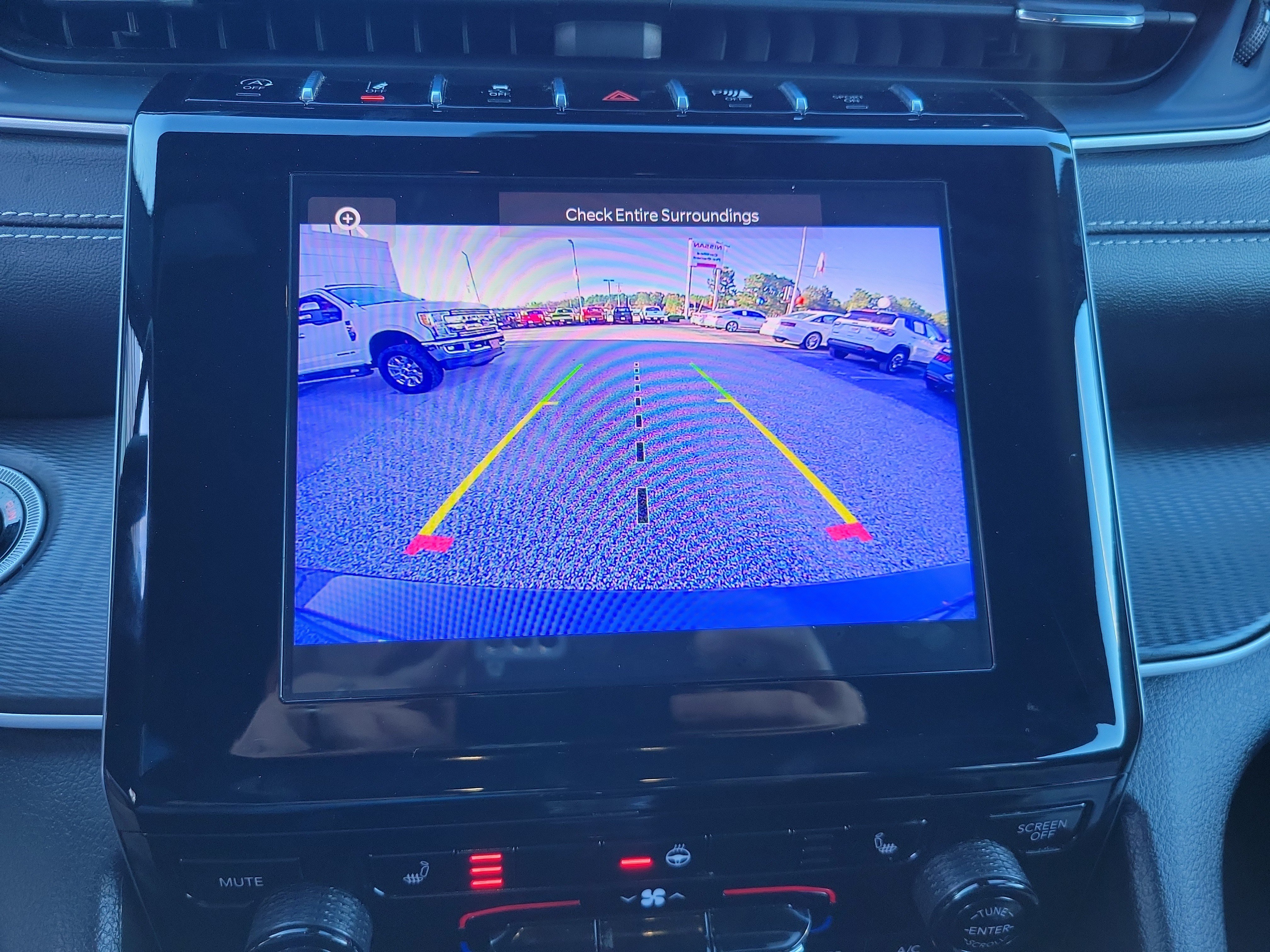 Used 2023 Jeep Grand Cherokee L Altitude AWD/4WD image 15