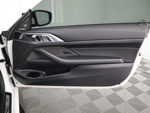 Used 2023 BMW M4 Coupe image 26