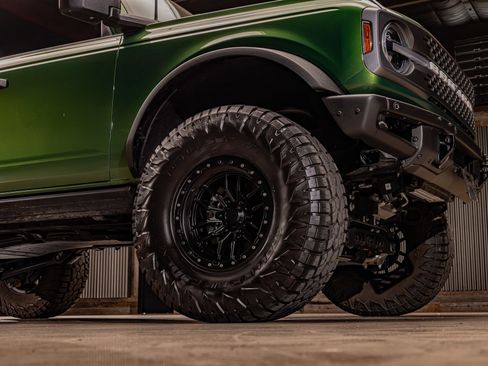 Used 2023 Ford Bronco Badlands AWD/4WD image 11