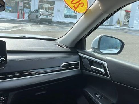 Used 2024 Mitsubishi Outlander Ralliart image 22