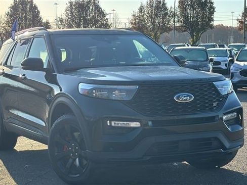 Certified 2023 Ford Explorer ST w/ Equipment Group 401A image 2