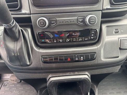 Used 2023 RAM ProMaster 2500 FWD image 11