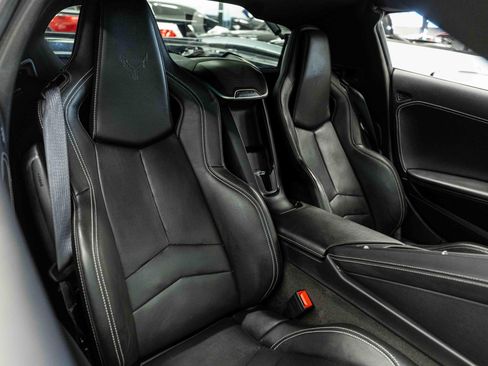 Used 2020 Chevrolet Corvette Stingray Preferred Cpe w/ 2LT Preferred Equipment Group RWD image 12