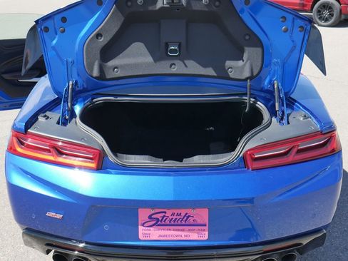 Used 2017 Chevrolet Camaro SS RWD image 23