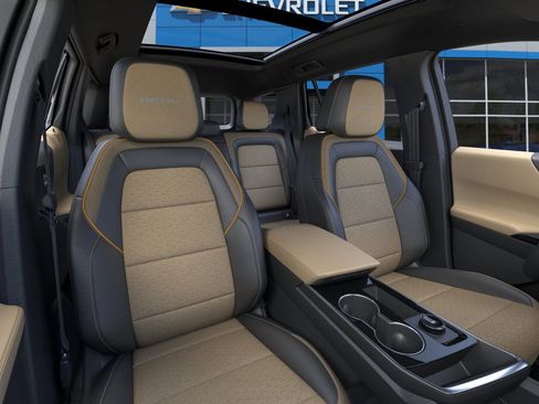 New 2026 Chevrolet Equinox ACTIV w/ Convenience Package III image 16