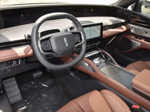 New 2026 Lincoln Nautilus Reserve AWD/4WD image 35