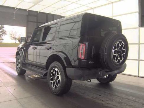 Used 2025 Ford Bronco Outer Banks AWD/4WD image 10