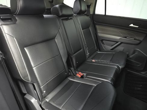 Used 2022 Volkswagen Atlas SE AWD/4WD image 17
