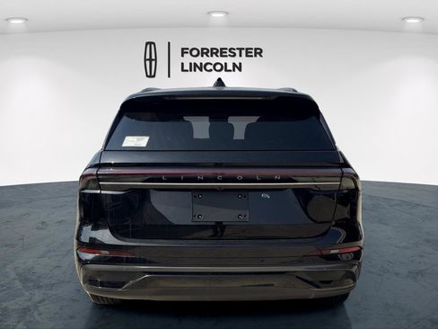 New 2026 Lincoln Nautilus Reserve w/ Jet Appearance Package AWD/4WD image 4