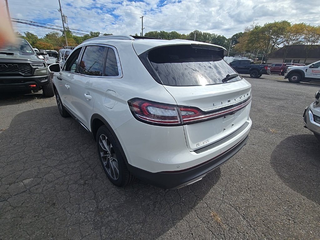 Used 2021 Lincoln Nautilus Reserve AWD/4WD image 4