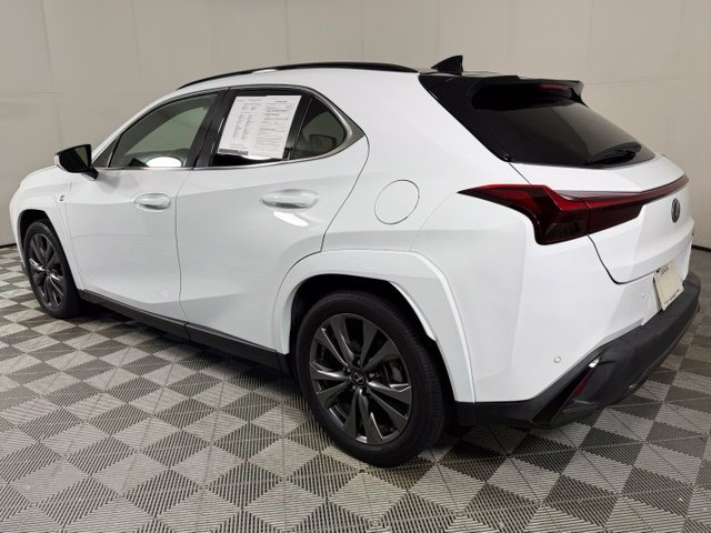 Used 2024 Lexus UX 250h F Sport FWD image 4