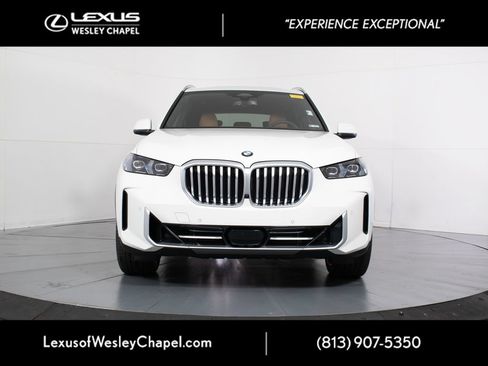 Used 2026 BMW X5 xDrive40i w/ Premium Package AWD/4WD image 13
