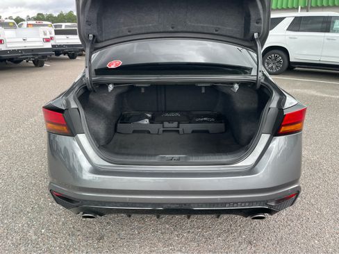 Used 2024 Nissan Altima 2.5 SR w/ SR Premium Package FWD image 22