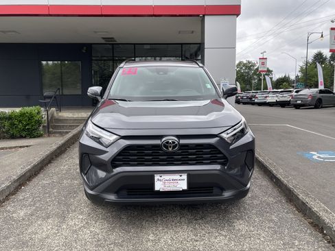 Certified 2025 Toyota RAV4 XLE AWD/4WD image 2
