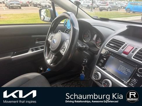 Used 2017 Subaru Crosstrek 2.0i Premium AWD/4WD image 11