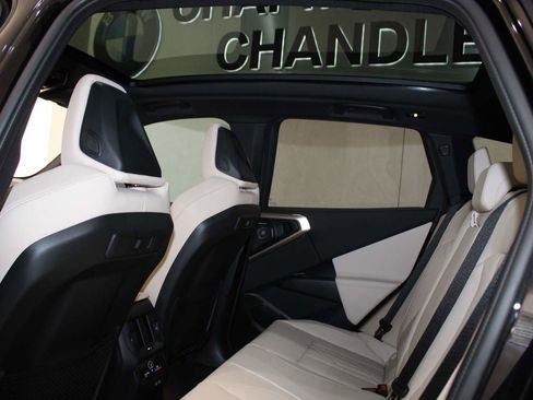 Used 2025 BMW X3 xDrive30i image 17