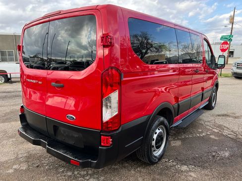 Used 2015 Ford Transit 150 XL image 7