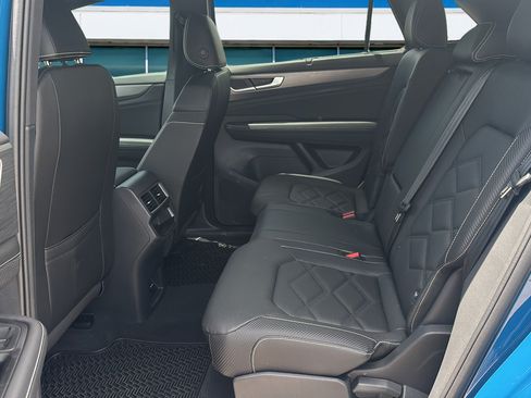 New 2026 Volkswagen Atlas Cross Sport SE AWD/4WD image 15