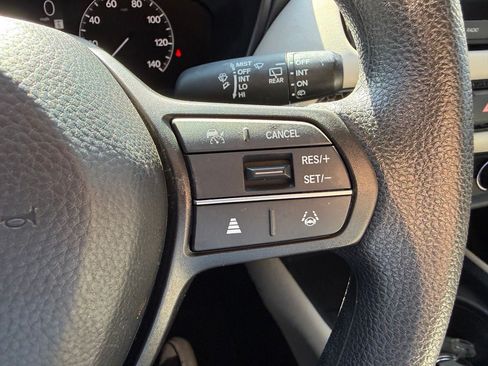 Used 2024 Honda HR-V LX image 14