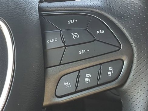 Used 2022 Dodge Durango GT image 27