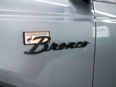 Used 2022 Ford Bronco Badlands AWD/4WD image 13