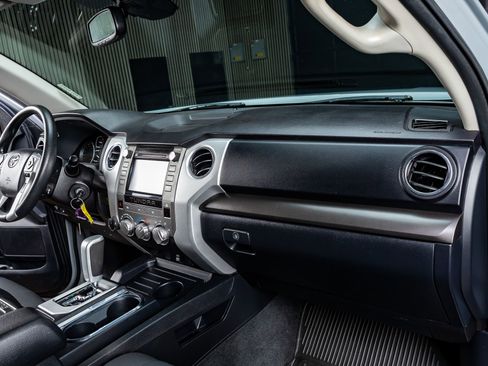 Used 2019 Toyota Tundra SR5 image 17