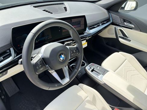 Used 2026 BMW X1 xDrive28i w/ Convenience Package AWD/4WD image 4